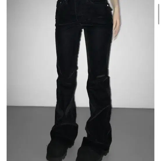 [BUNJANG] The Windtown Velvet Bootcut Pants Black L / 디에어타운 벨벳 부츠컷팬츠 블랙 L