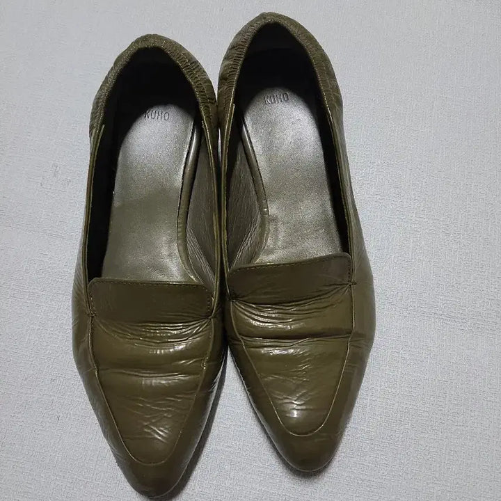 [BUNJANG] KUHO Olive Color Women's Loafers / 235 KUHO 쿠호 올리브색 여성 로퍼
