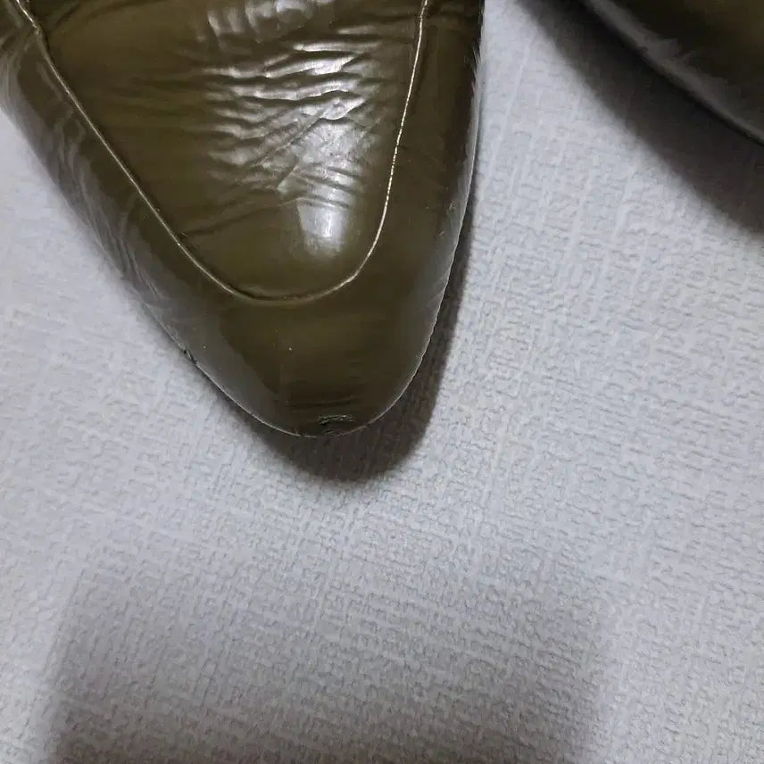 [BUNJANG] KUHO Olive Color Women's Loafers / 235 KUHO 쿠호 올리브색 여성 로퍼