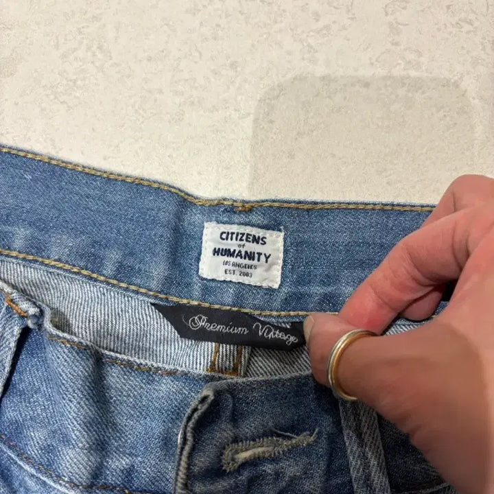 [BUNJANG] Citizen of Humanity Emerson Damage Jeans / 시티즌 오브 휴머니티 에머슨 데미지 청바지