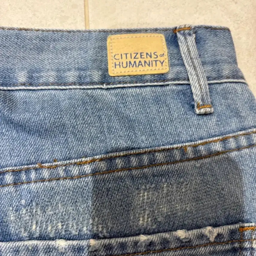 [BUNJANG] Citizen of Humanity Emerson Damage Jeans / 시티즌 오브 휴머니티 에머슨 데미지 청바지