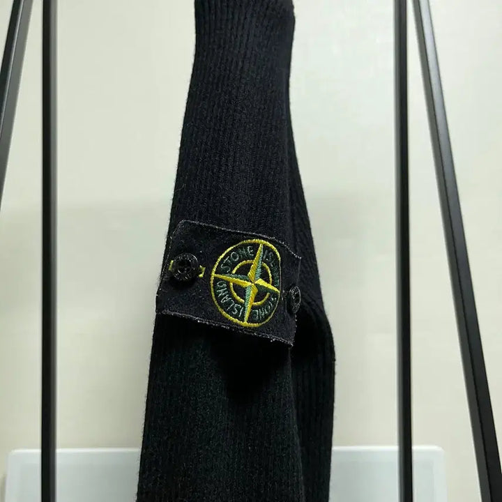 [BUNJANG] Stone Island Slim Fit Wool Knit 2XL (Fits 95-100) / 정품 2XL) 스톤아일랜드 슬림핏 울 니트 95~100