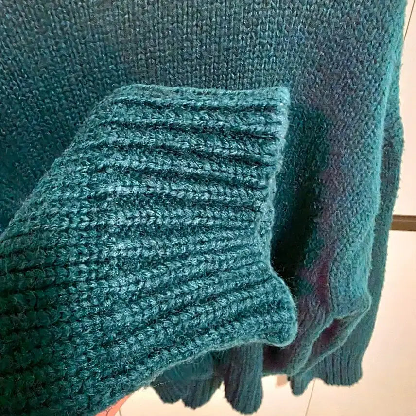 [BUNJANG] Turquoise Knit Sweater / 청록색 니트