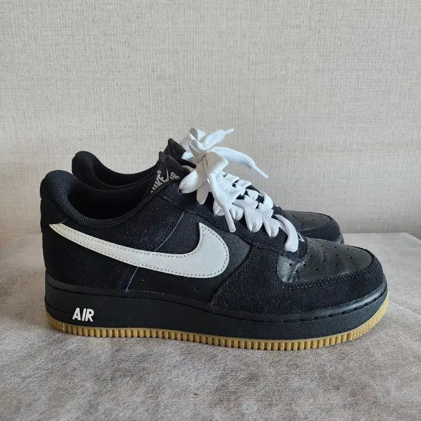 [BUNJANG] Nike Air Force 1 LV8 SK8 Sneakers / 240) 나이키 에어포스1 블랙  LV8 SK8  IB6388