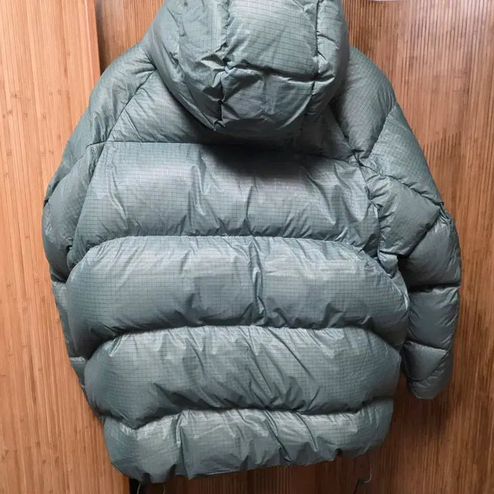 [BUNJANG] Palace Pertex Puffer Jacket Olive Green Large / 팔라스 퍼텍스 패딩 25fw  올리브 라지