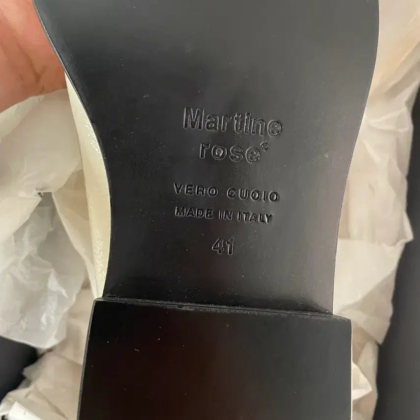 [BUNJANG] Martine Rose Square-Toe Mule Off-White Patent Size 41 / 마틴로즈 스퀘어 토 뮬 오프화이트 패넌트 41사이즈