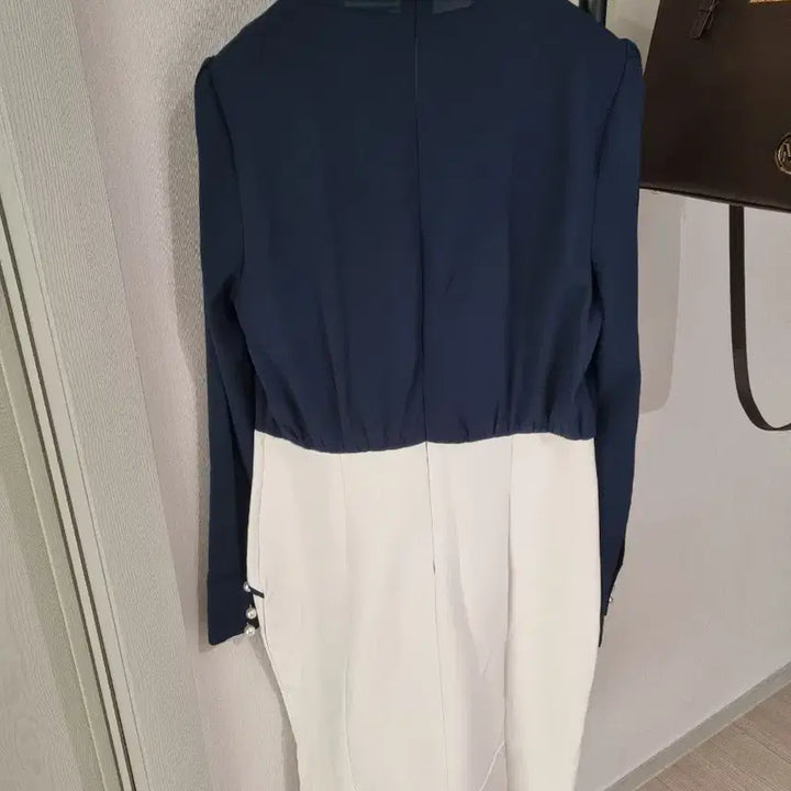 [SOLD OUT] 시크라인 하객룩 원피스 S