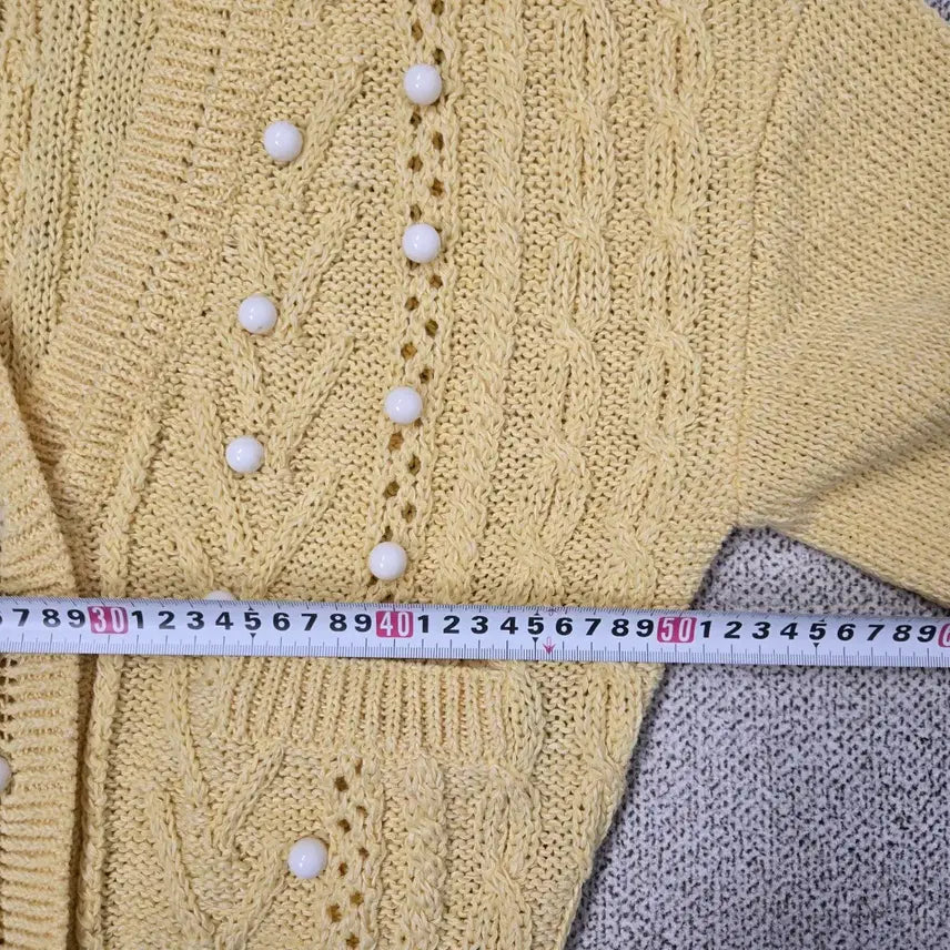 [BUNJANG] O'2nd Yellow Beaded Knit Cardigan / a0098. 오즈세컨 옐로우 구슬 포인트 니트 가디건 55