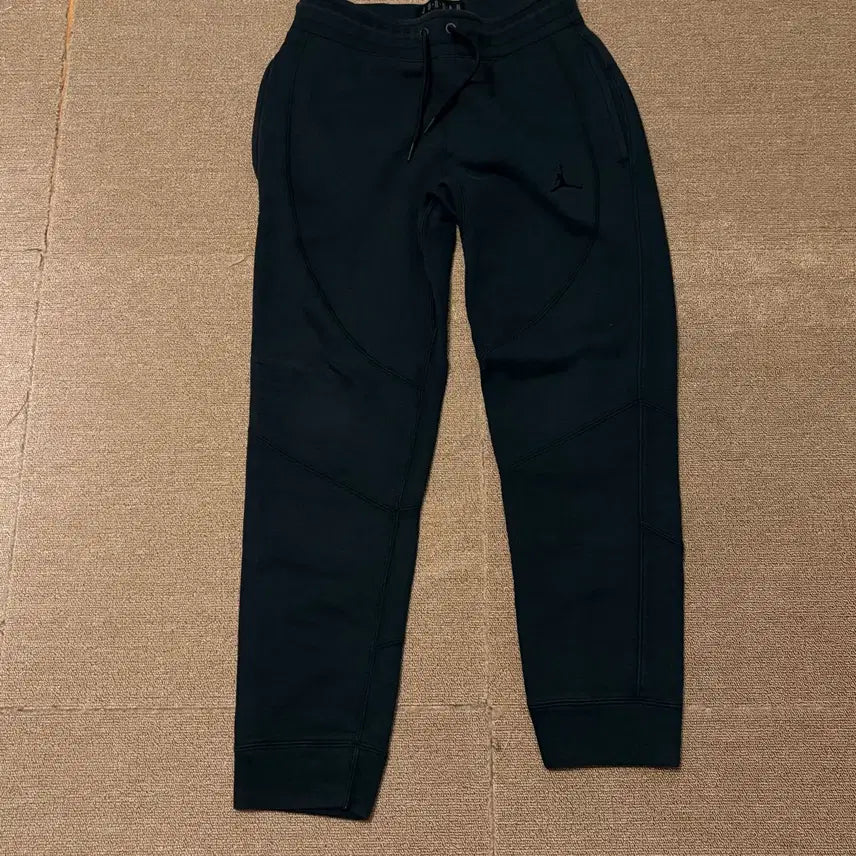 [BUNJANG] Jordan Black Training Pants S Size / 조던 블랙 트레이닝 팬츠 S 사이즈