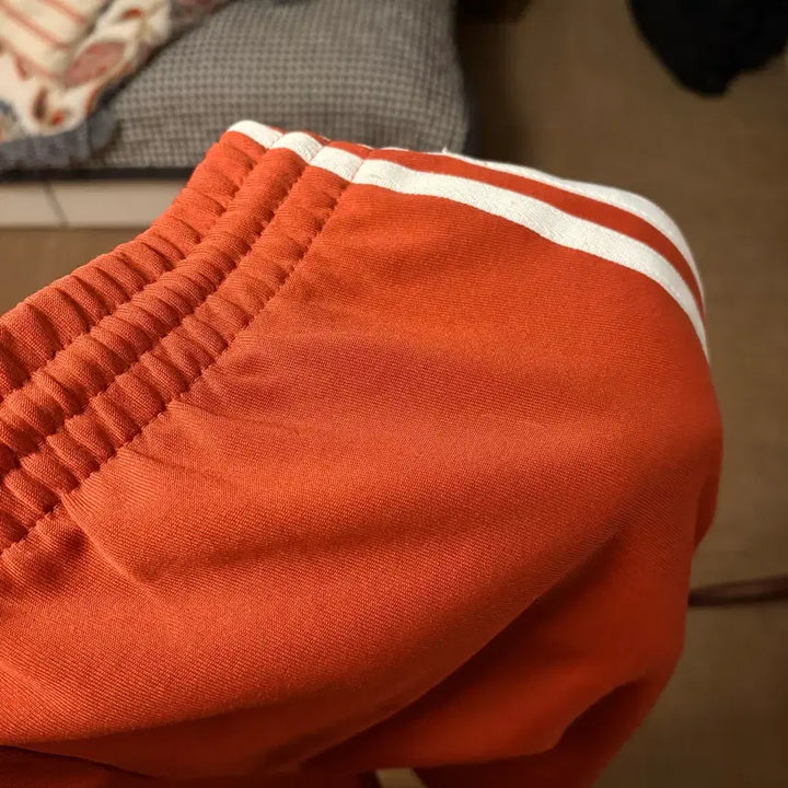 [BUNJANG] Adidas Track Pants Orange M / [유럽 구매] 아디다스 트랙 팬츠 오렌지 M
