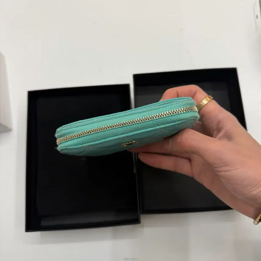 [BUNJANG] Chanel CC Logo Classic Caviar Zip Coin Card Wallet / 샤넬 cc 로고 클래식 캐비어 지퍼 코인 카드지갑