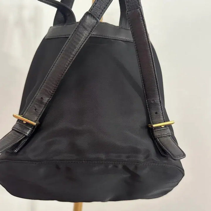 [BUNJANG] Prada Vintage Plate Logo Nylon Mini Backpack 23cm / 정품 프라다 빈티지 플레이트 로고 나일론 미니 백팩 가로23