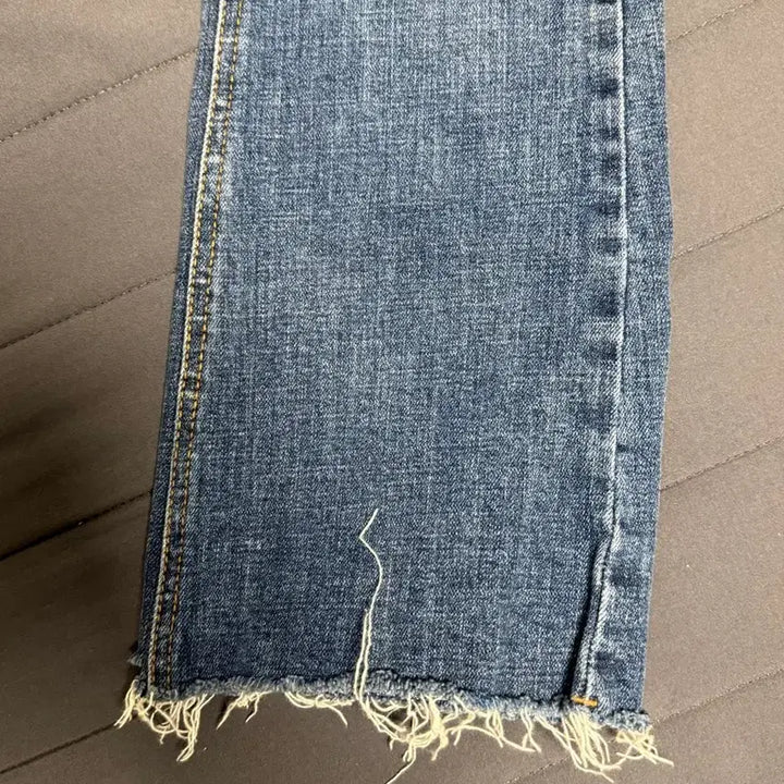 [BUNJANG] TOMEWASH Denim Women's Jeans / TOMEWASH 데님 여성 청바지 팝니다.