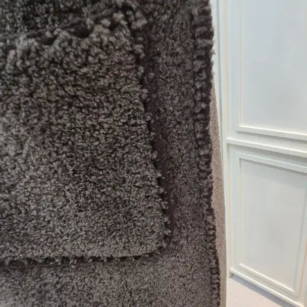 [BUNJANG] Unspecified Brand Long Boucle Coat / 잠실역 매장정리뽀글이 롱코트 40%세일 100,000원