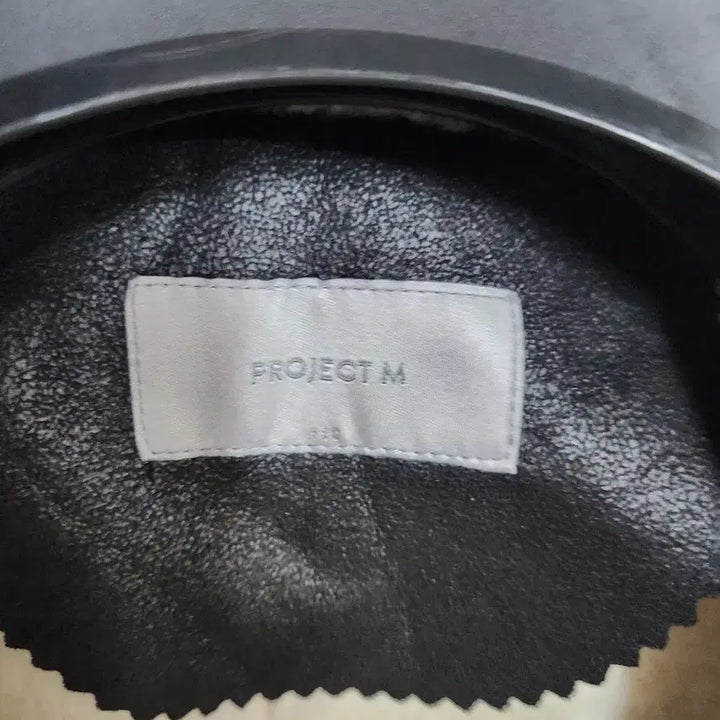 [BUNJANG] Project M Black Mustang Jacket / 프로젝트엠 무스탕 블랙 110