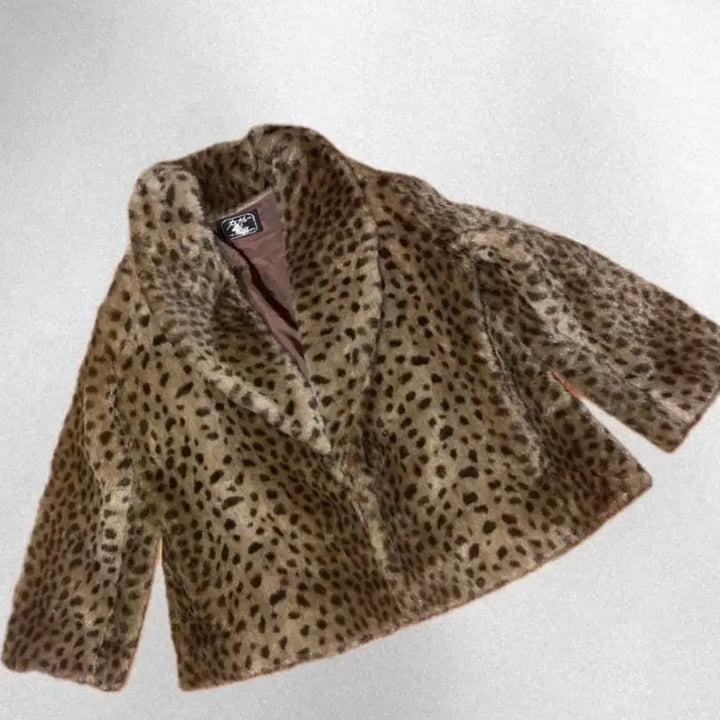 [BUNJANG] NMIXX Nana Leopard Fur Jacket / 레오파드 퍼자켓 갸루 나나