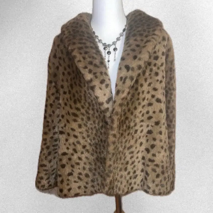 [BUNJANG] NMIXX Nana Leopard Fur Jacket / 레오파드 퍼자켓 갸루 나나