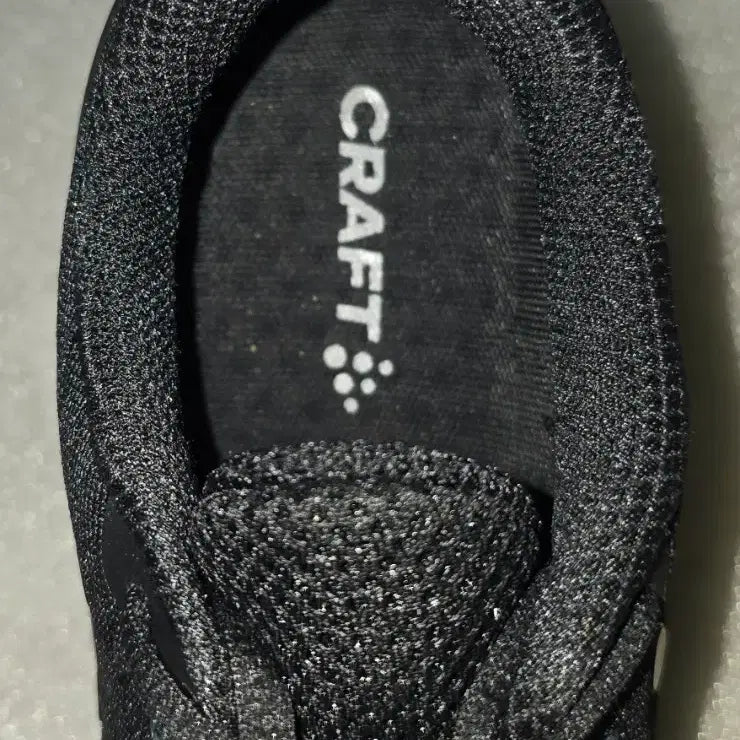 [BUNJANG] CRAFT V150 Engineered Running Shoes / [미사용] 크래프트 CRAFT V150 Engineered 러닝화 270