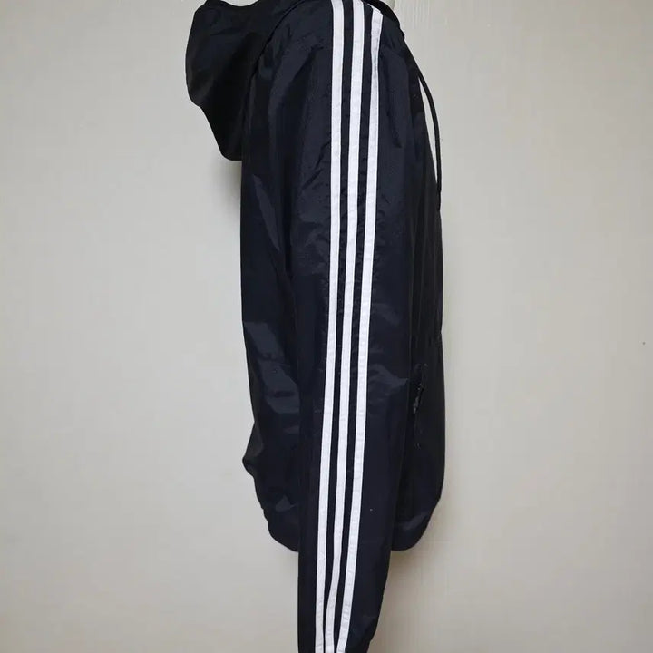 [BUNJANG] Adidas Wind Jacket (L) - Used / 아디다스 윈드자켓 사이즈 ( L )
