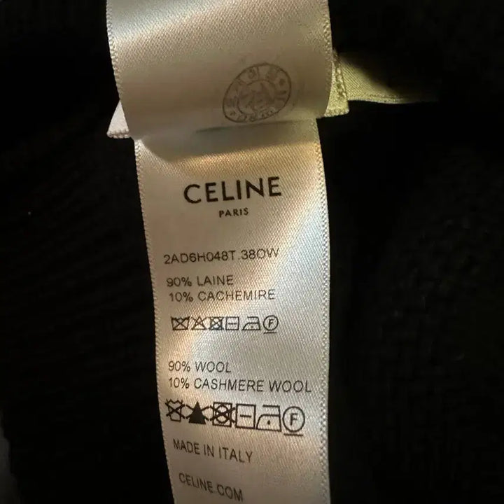 [BUNJANG] Celine Triomphe Beanie / 셀린느 트리옹프 비니