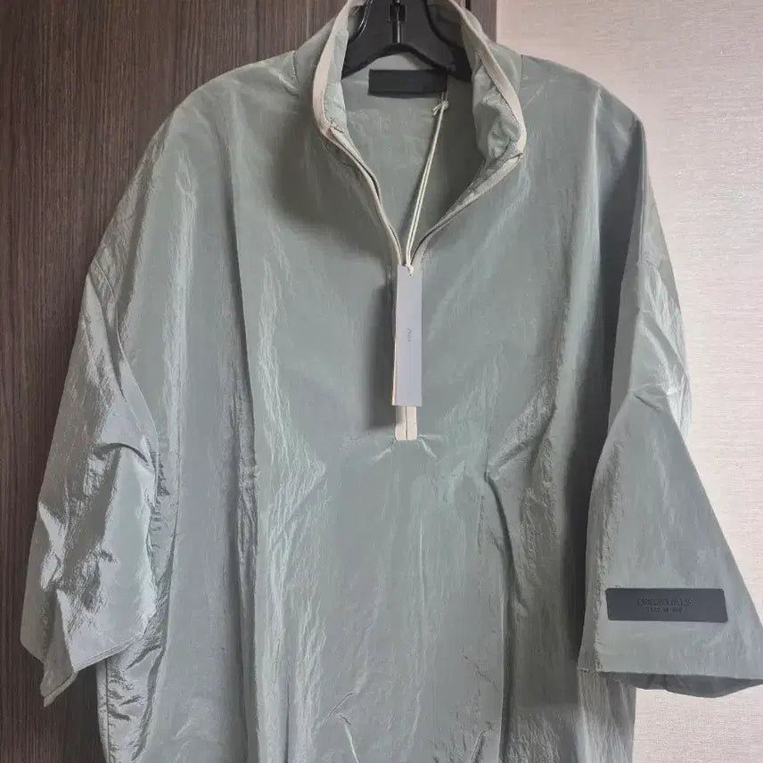 [BUNJANG] Fear of God Essentials Half-Zip Shirt / 피어오브갓 에센셜 하프집업 셔츠