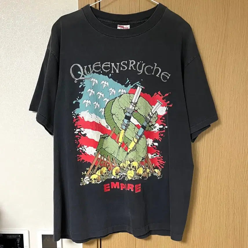 [SOLD OUT] 90s 빈티지 밴드티 반팔 티셔츠 / queensryche 퀸스라이크
