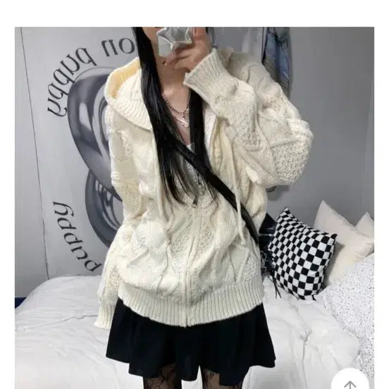 [BUNJANG] 미유 꽈배기 아가일 후드 루즈핏 니트 집업 가디건 아이보리 후드집업 양털 / 미유 꽈배기 아가일 후드 루즈핏 니트 집업 가디건 아이보리 후드집업 양털