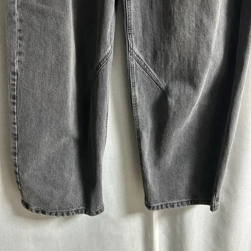 [BUNJANG] INSILENCE Balloon Fit Denim Pants - WASHED BLACK - L Size / 체인트윌 벌룬핏 데님 팬츠 WASHED BLACK L사이즈