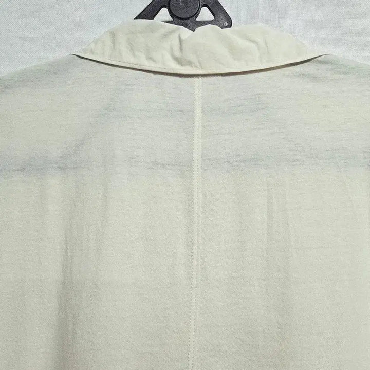 [BUNJANG] Isae Cotton Blend Short Sleeve Blouse / 새상품 이새 코튼혼방 반팔 셔츠 블라우스