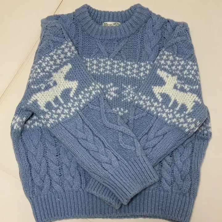 [BUNJANG] Lovin There Alpaca Knit Sweater / Lovin There 알파카 니트