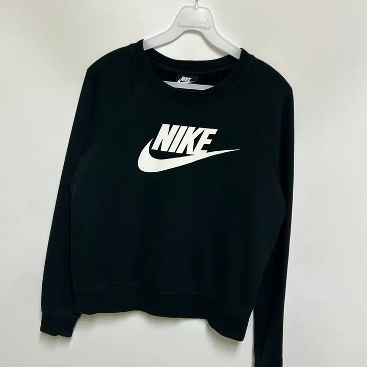 [BUNJANG] Nike Essential Fleece Crew Top (BV4113-010) / [여자-80]나이키 에센셜 플리스 크루 탑