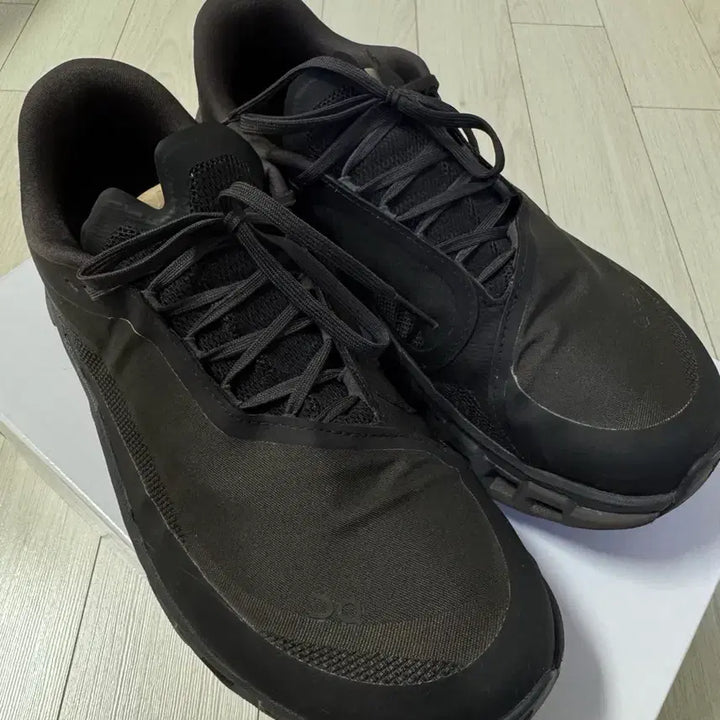 [BUNJANG] Onlearning Pap Brown Color 275 / 온러닝 파프 브라운컬러 275 판매합니다!!