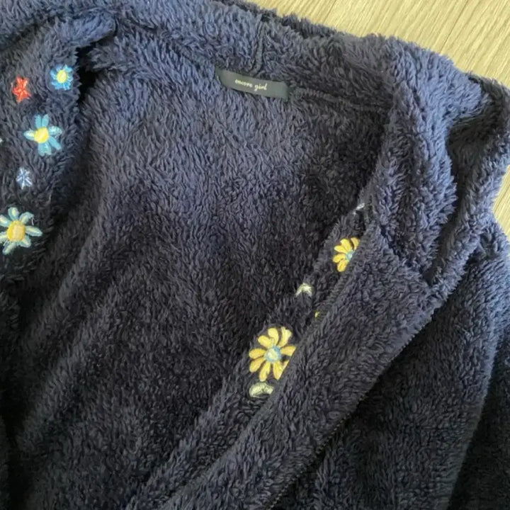[BUNJANG] Embroidered Fleece Hoodie Zip-Up / [무료배송] 자수 후리스 후드 집업