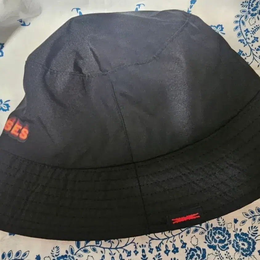 BUNJANG] LE SSERAFIM Flame Rises Bucket Hat / 르세라핌 flame rises