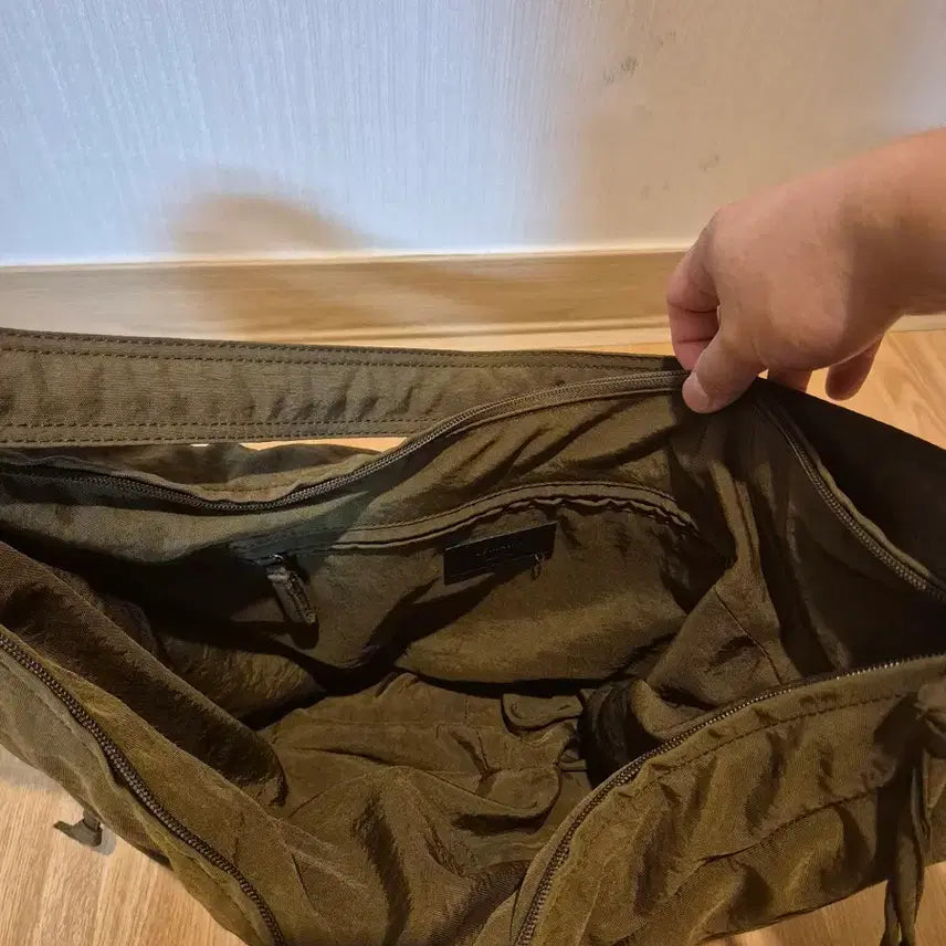 [BUNJANG] Lemaire Game Bag Medium Khaki / 르메르 게임백 미디움 카키