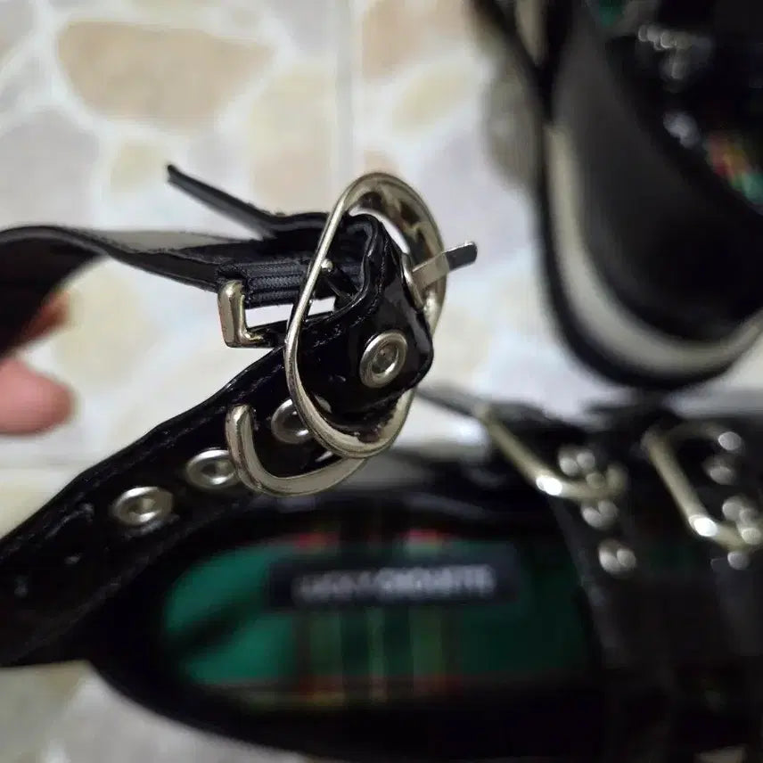 [BUNJANG] Lucky Chouette Mary Jane Platform Shoes / 럭키슈에뜨 블랙 메리제인 플랫폼 신발