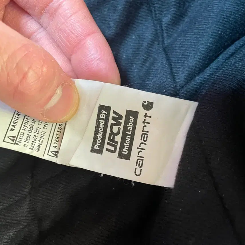 [BUNJANG] Carhartt Hooded Zip-up Jacket Black (XL) / 칼하트 후드집업 블랙 (XL)