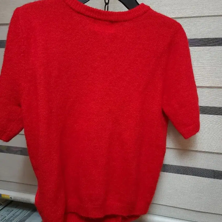 [BUNJANG] H&M Red Short Sleeve Cardigan / H&M 레드 반팔 가디건 55