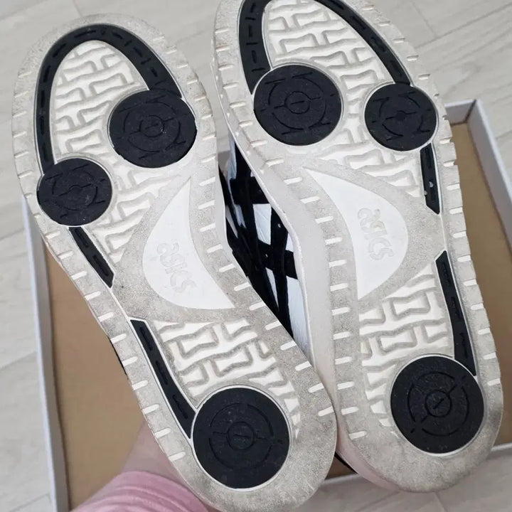 [BUNJANG] Asics Tiger Gel PTG White Black (225) / 아식스 타이거 젤 PTG 화이트블랙 (225)