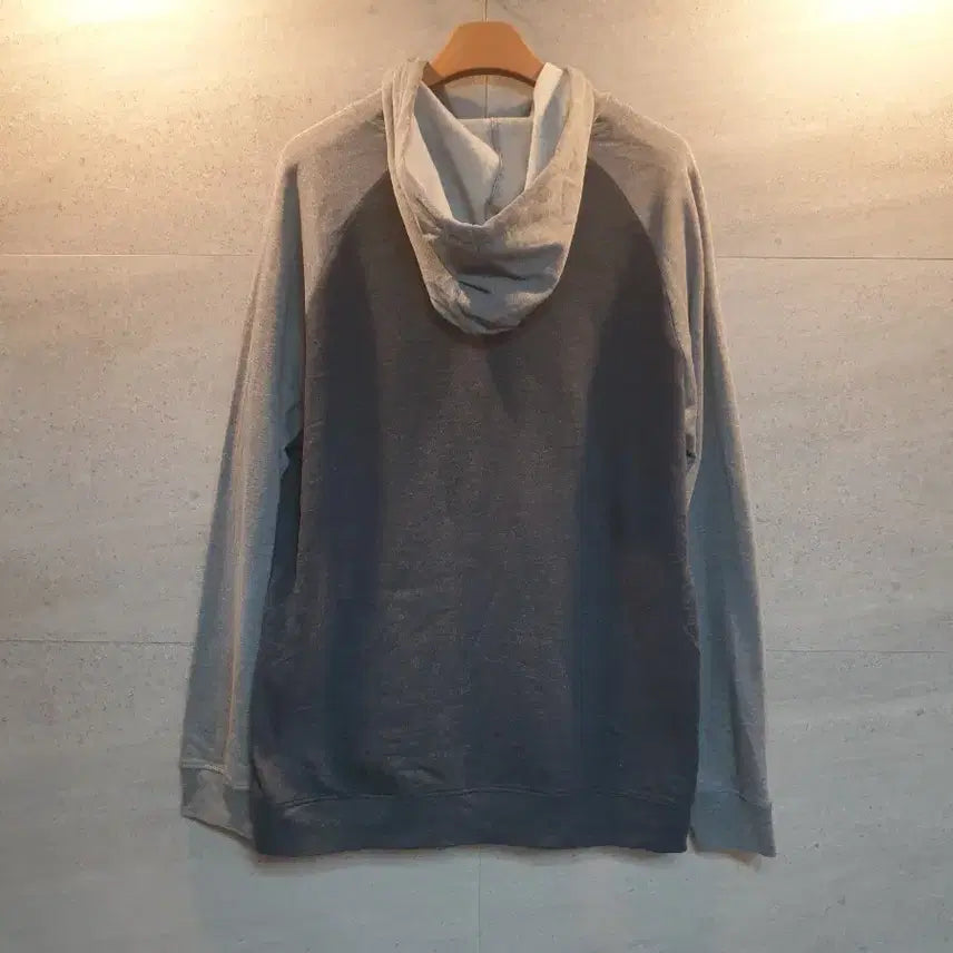 [BUNJANG] Pink Floyd Dark Side of the Moon Hoodie / 정품 굿즈. 핑크 플로이드. 다크 사이드 오브 더 문 후드티.