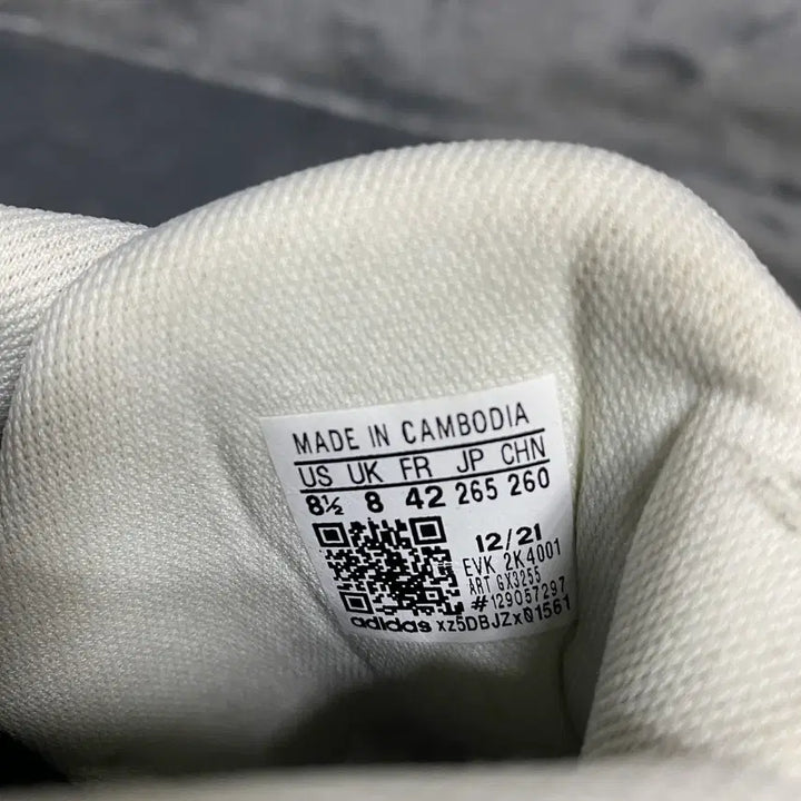 [BUNJANG] Adidas Sneakers 265 Shoes / 아디다스 운동화 265
