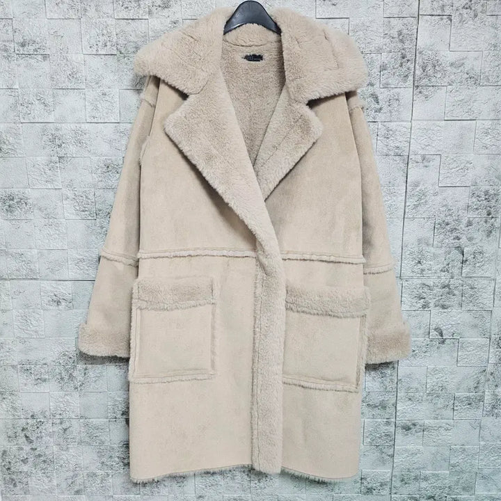 [BUNJANG] Double Coco J Faux Suede Coat / 더블코코제이 인조 무스탕 코트