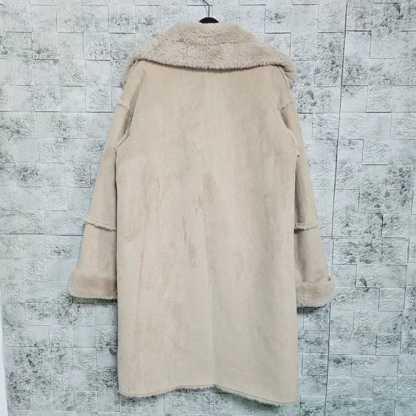[BUNJANG] Double Coco J Faux Suede Coat / 더블코코제이 인조 무스탕 코트