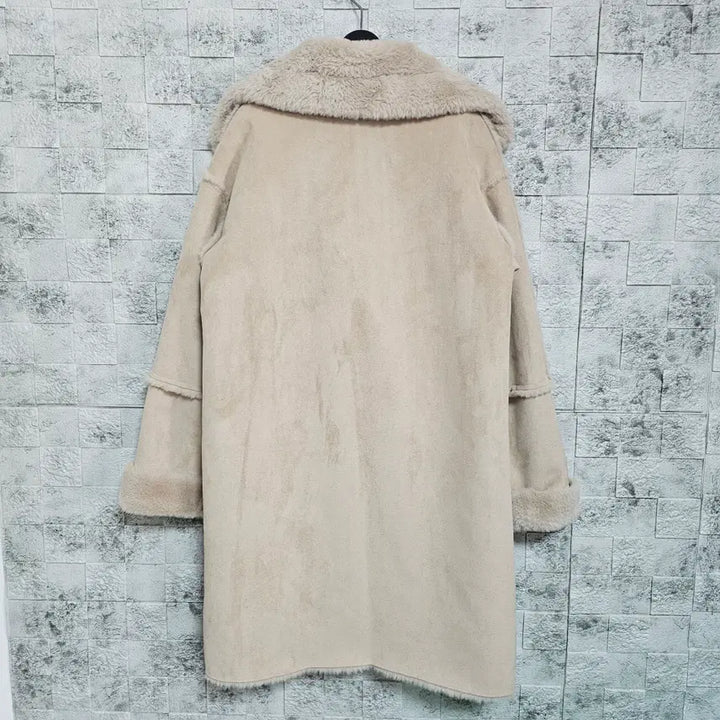 [BUNJANG] Double Coco J Faux Suede Coat / 더블코코제이 인조 무스탕 코트