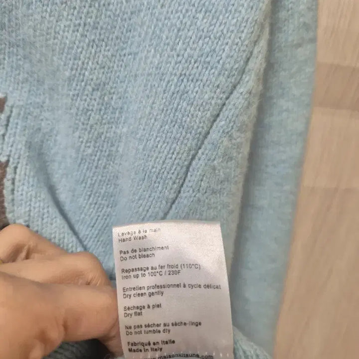 [BUNJANG] Maison Kitsune Big Fox Head Wool Sweater / 메종키츠네 빅폭스 헤드 여우 100%울 여성 스웨터 니트 아쿠아