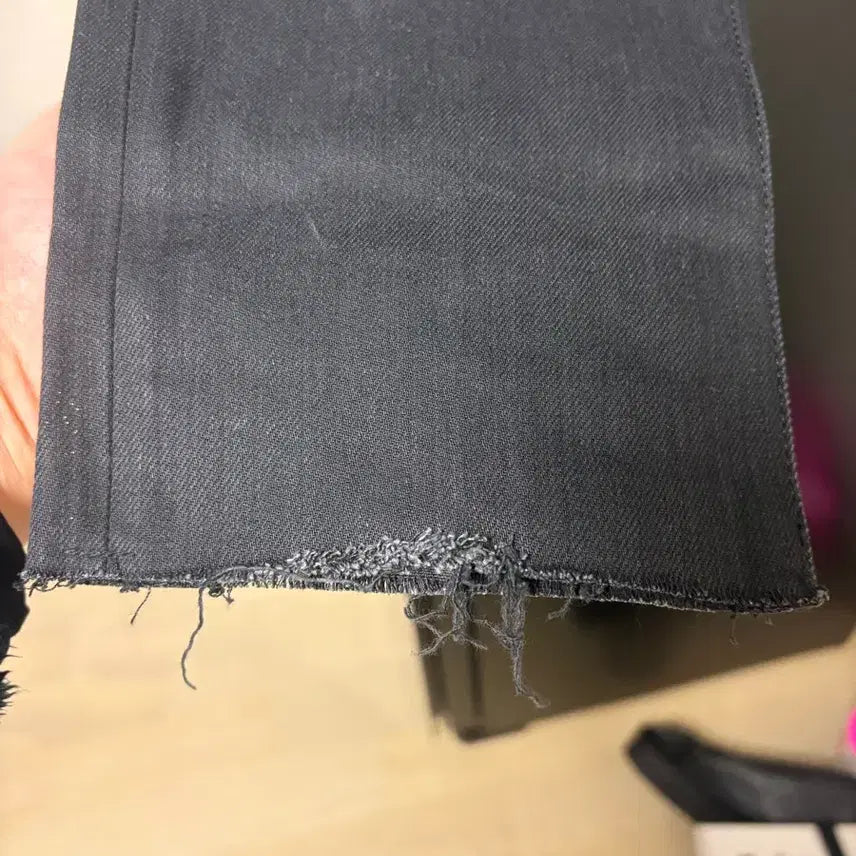 [BUNJANG] Saint Laurent 15SS Distressed Jeans (Black, Size 29) / 생로랑 15ss 밑단디스진 블랙 29사이즈