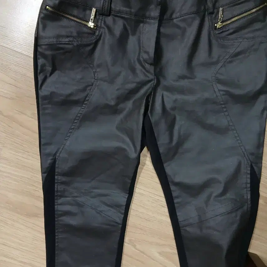 [BUNJANG] BLU PEPE Black Leatherette Slim Fit Pants / 블루페페 블랙 레자 배색 슬림핏 바지