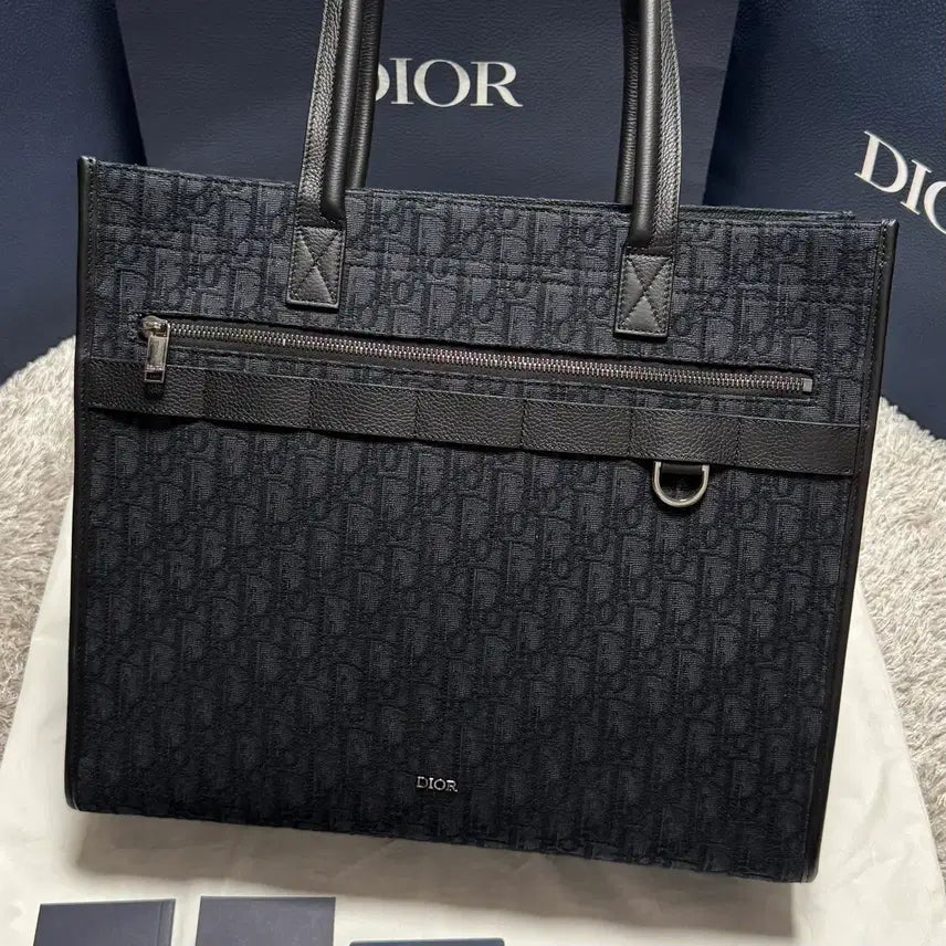 [BUNJANG] Dior Oblique Jacquard Safari Tote Bag Black / [ OS ] 디올 오블리크 자카드 사파리 토트백 블랙