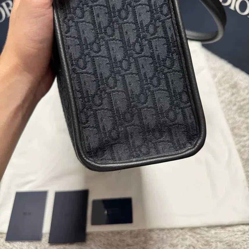 [BUNJANG] Dior Oblique Jacquard Safari Tote Bag Black / [ OS ] 디올 오블리크 자카드 사파리 토트백 블랙