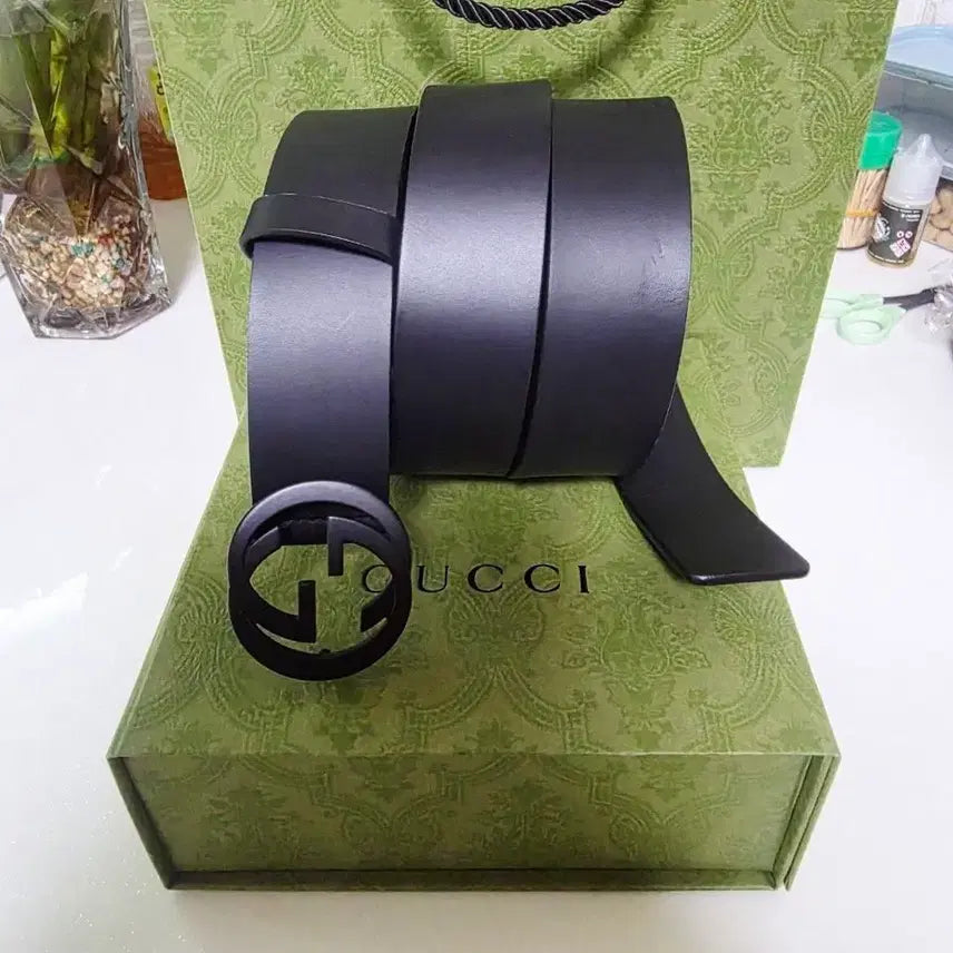 [BUNJANG] Gucci Interlocking G Buckle Leather Belt 105/42 Certificate of Authenticity / 구찌 인터로킹 G 버클 가죽벨트 105/42 (정품 감정서)